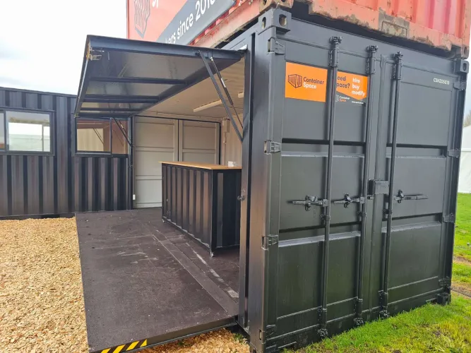 CONTAINER MODIFICADO PARA BAR, LANCHONETE OU FOOD TRUCK