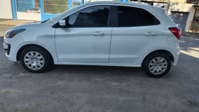 FORD KA SE 1.0 HA C O CARRO TA NA AV MARIA QUITERIA 2933 MENUDO VEÍCULOS 