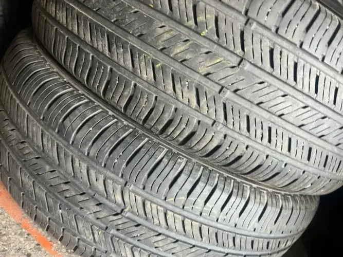 Pneu 205/65/15 Hankook  70 % vida útil 