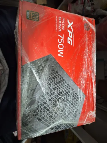 Fonte XPG 750w bronze funcionando normalmente