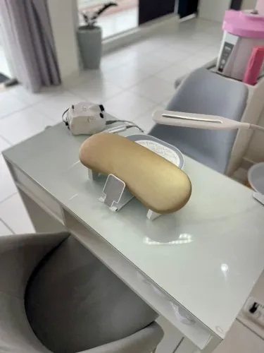 Locação de Mesa de Manicure/ Nail Designer 
