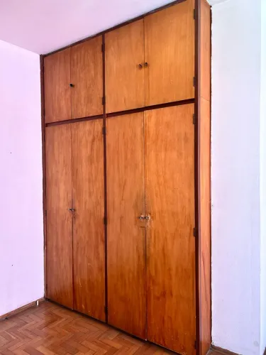 Guarda roupa 100% madeira