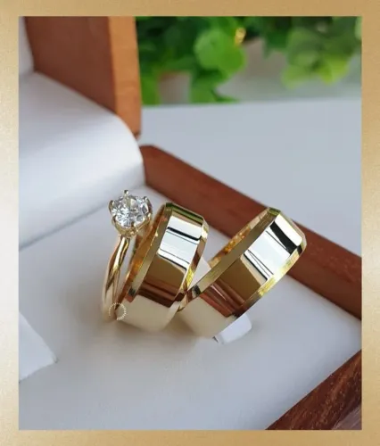 Par de Alianças Tungstênio Chanfradas 8mm Ouro18K Banho + Solitário. Casamento - Promoção!
