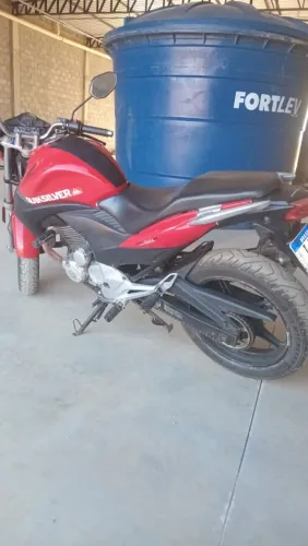Moto honda cb 300