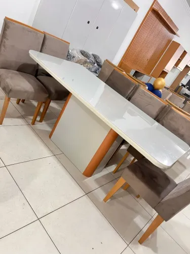 Mesa de jantar 6 lugares -- entregamos hoje