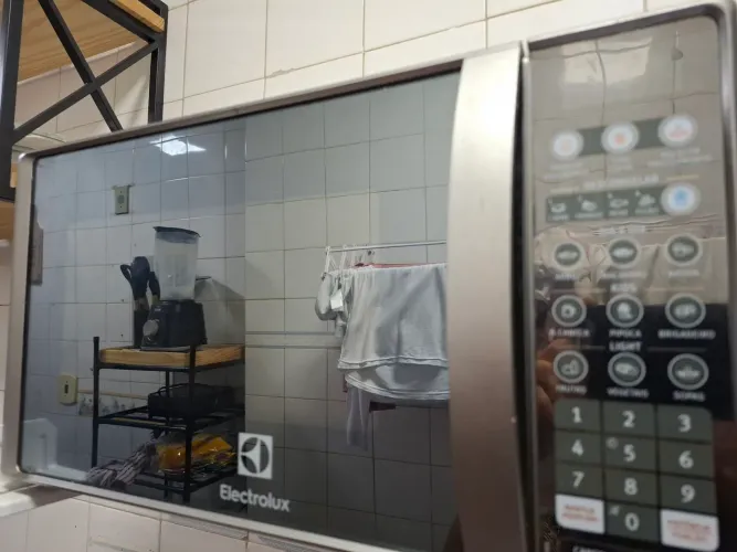 Microondas Eletrolux 20 L