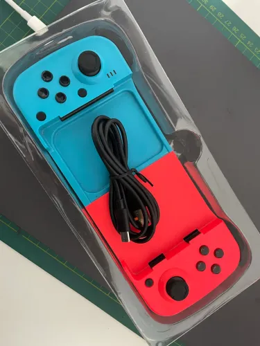 Vendo controle de game para celular