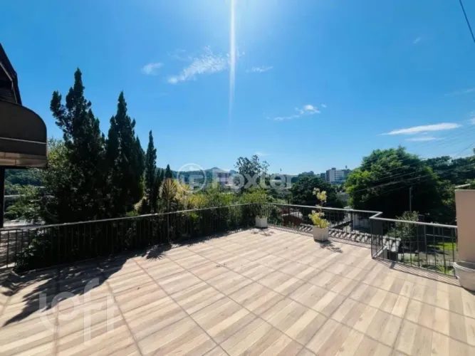 Casa à venda Rua Sandra Hack, Vila Nova - Novo Hamburgo
