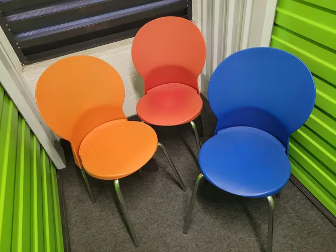 Vendo cadeiras modelo Luna da Tabano