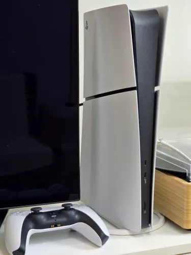 Playstation 5 com 3 meses de uso