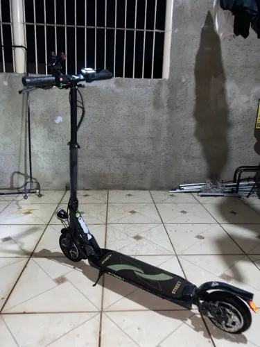 Patinete Elétrico com Defeito na Bateria - Aceito Propostas