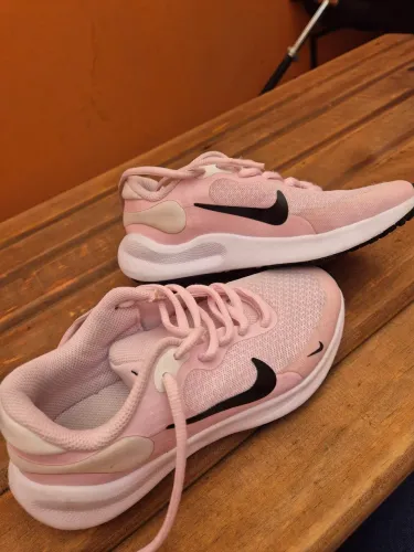 Tenis Nike Revolution Original Infantil Rosa 31