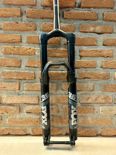 SUSPENSÃO MTB FOX 32 STEPCASH 