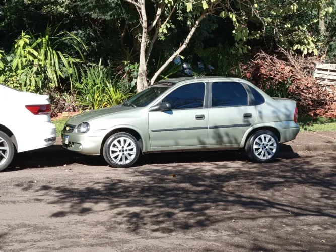 Chevrolet Corsa SED Class.life 1.0/1.0 Flexpower (álcool) 2009