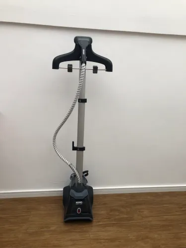 Passadeira a vapor Arno