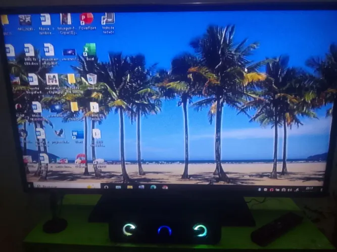 Tv Samsung 46 pol + multimedia speaker