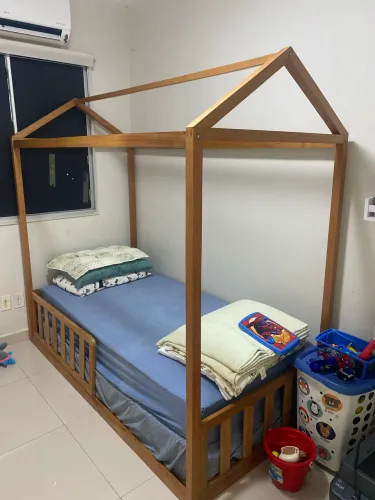 Cama montessoriana