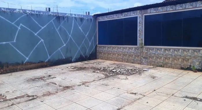 VENDE SE CASA