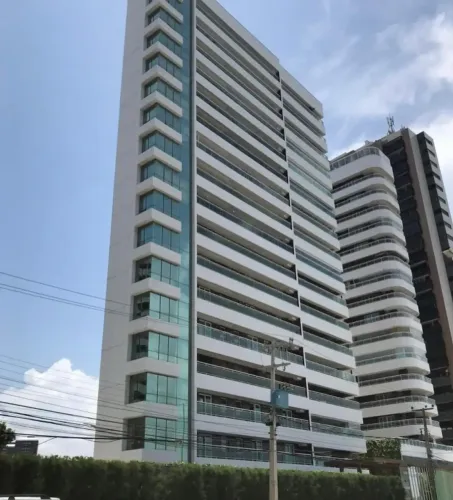 Ed. Brisamar na Beira Mar de Fortaleza