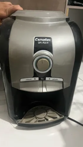 Gelágua Esmaltec EGM30 - Funciona, Só Não Gela