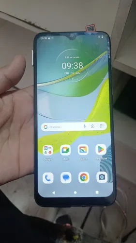 Moto E13