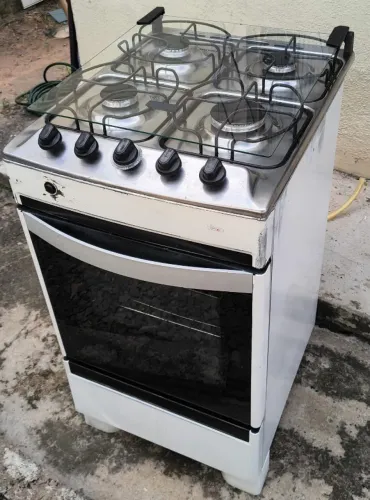 FOGÃO 4 BOCAS ACENDIMENTO AUTOMATICO  BRASTEMP ( FAVOR LER A DESRIÇÃO )