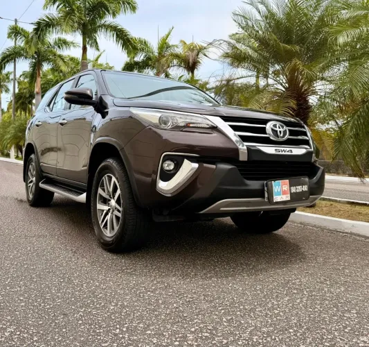 Toyota Hilux SW4 SRX 4X4 2.8 TDI 16V Dies. Aut. 2020