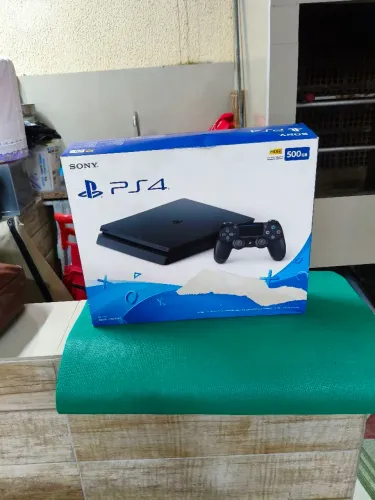 Caixa PS4 slim vazia