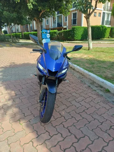 YAMAHA R3 - YZF