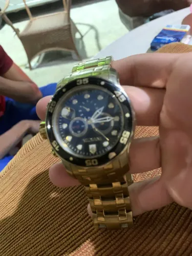 Invicta bom