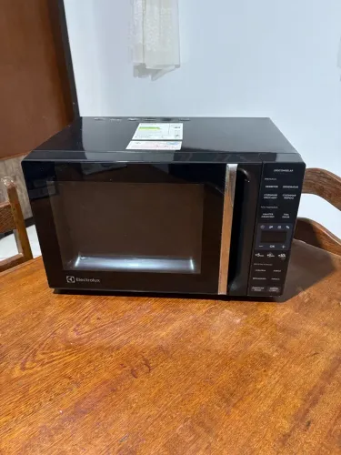 Microondas Electrolux 23L 127V