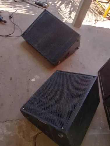 Vendo 2 retorno de 12 polegadas 