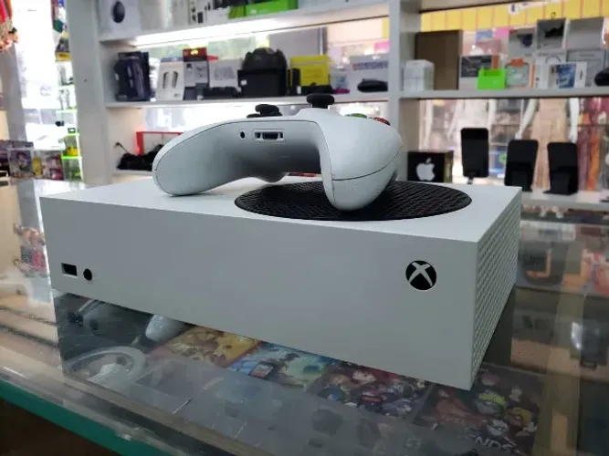 Xbox Serie S seminovo 512gb ssd