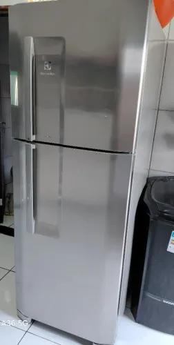 REFRIGERADOR ELECTROLUX 480