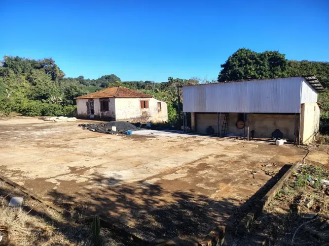 Lavoura café ,casa ,secador ,represas