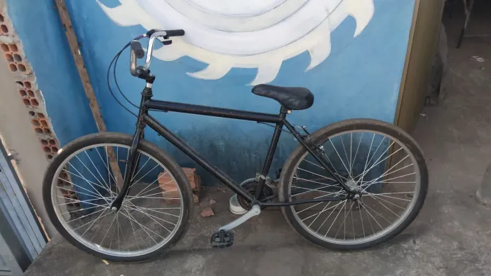 VENDE-SE ARO 26 PRETA TODA REVISADA