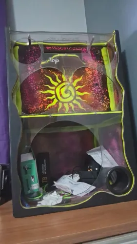 Vendo madeiramente no acrílico zero 750 reais