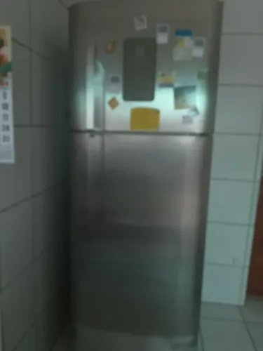 Vendo geladeira funcionando bem, problema que não estar disparando
