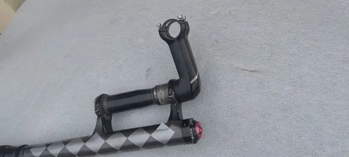 Suspensão lefty cannondalle. Rigida 