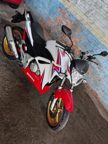 Vendo Honda CB300r 20015 impecável