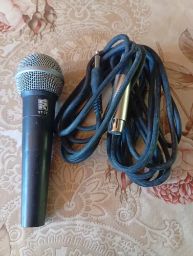 Microfone profissional ST-77