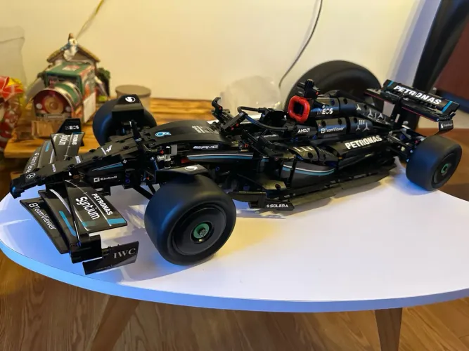 Blocos de Montar Fórmula 1 Mercedes Amg Petronas 1642 Peças