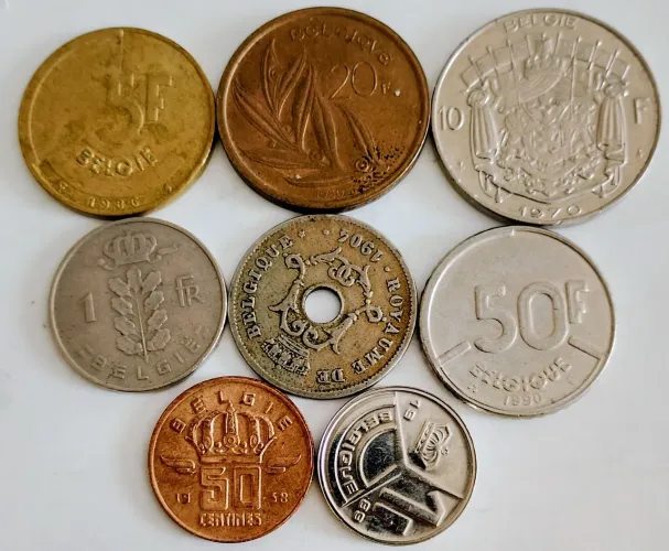 8 moedas da Bélgica