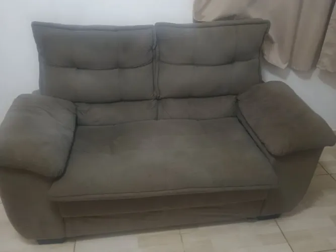Sofá semi novo 