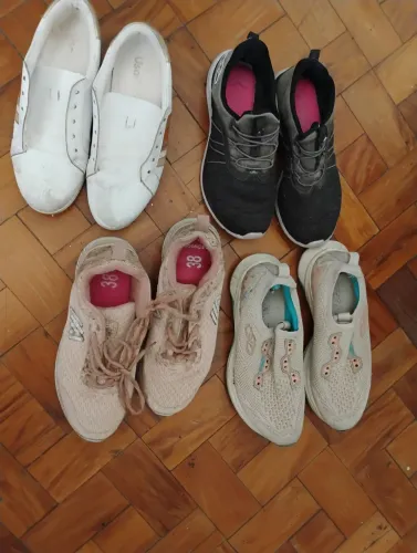 Vendo tênis ? bolsas, roupas em perfeito estado.
