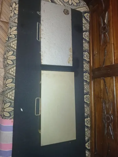 Lata para slide retro