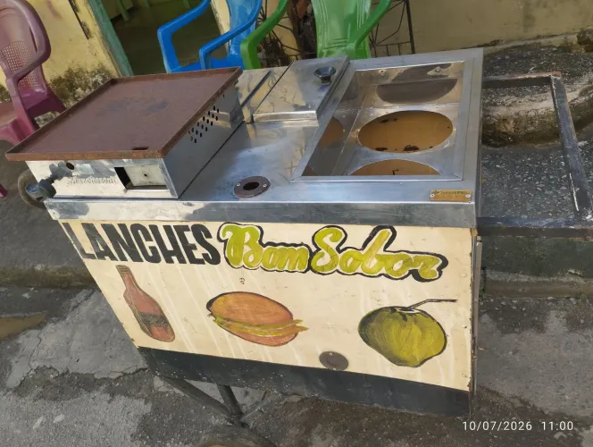 Vendo esse carrinho de lanche