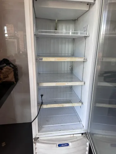 FREEZER METALFRIO PORTA DE VIDRO 497LITROS