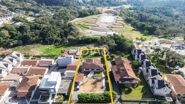 EXCELENTE TERRENO PARA SOBRADOS AOS FUNDOS DO PARQUE TANGUÁ Terreno Para Construção de Sob