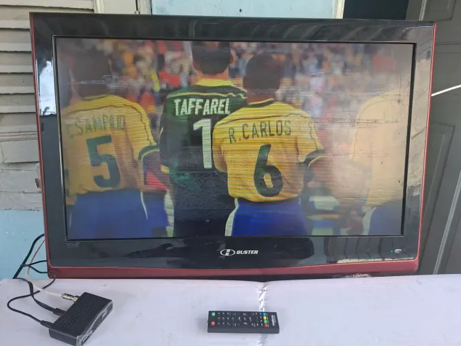 OPORTUNIDADE! TV BUSTER 32 POLEGADAS. 